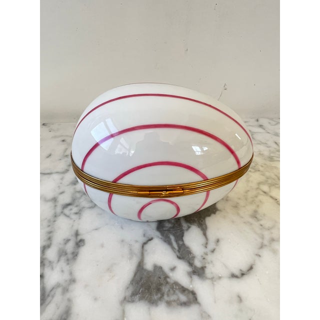 Limoges Chamart Pink Pinstriped Porcelain and Brass Egg Shaped Trinket Box - Made in France For Sale In New York - Image 6 of 7