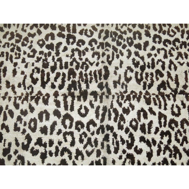 Leopard Vintage Inspired Turkish Silk Rug - 8'1" x 10'10" For Sale In New York - Image 6 of 6