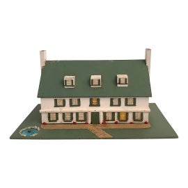 Example of Models and Figurines