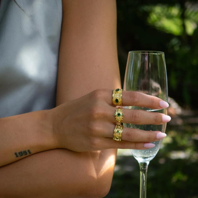 Mystic Queen Emerald Cuff Gold Ring, Size 4 For Sale - Image 4 of 8