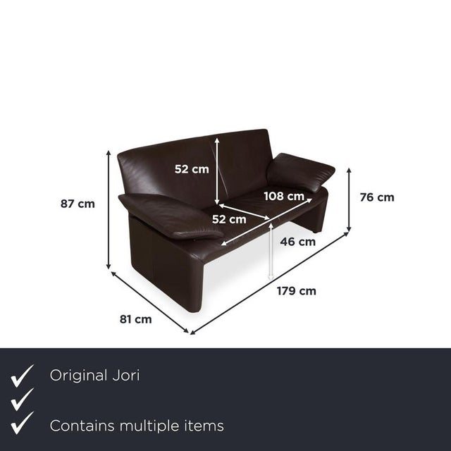 with this set, you'll bring two identical Jori Linea sofas into your living room – a sofa duo that offers maximum...