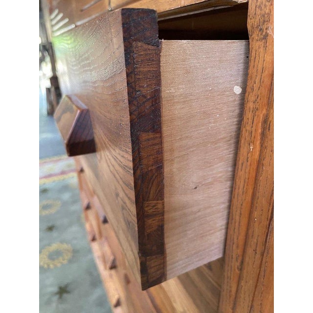 Period: 20th century Style: Art Deco Condition: Très bon a Material: Solid wood Width: 110Height: 210Depth: 50 "Art Deco...