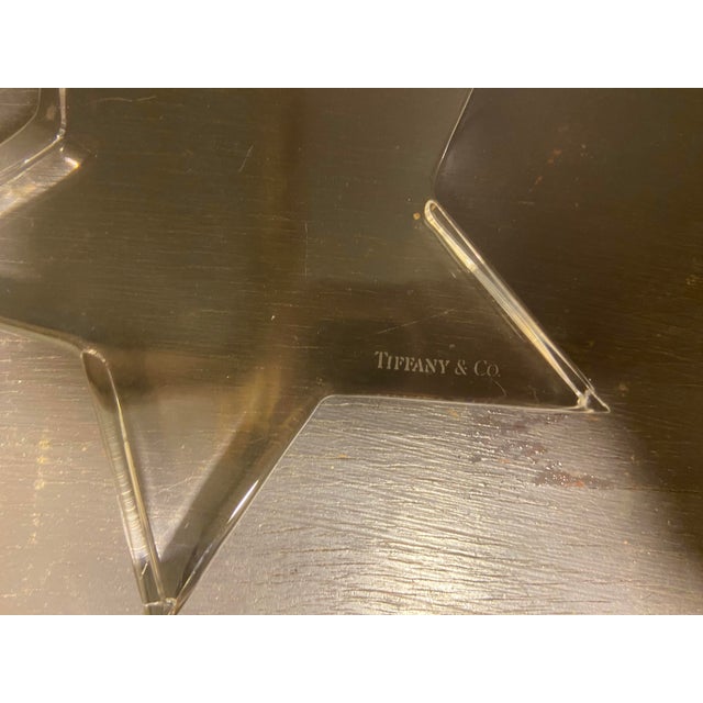 Contemporary Tiffany & Co. Crystal Star Paper Weight For Sale - Image 3 of 6