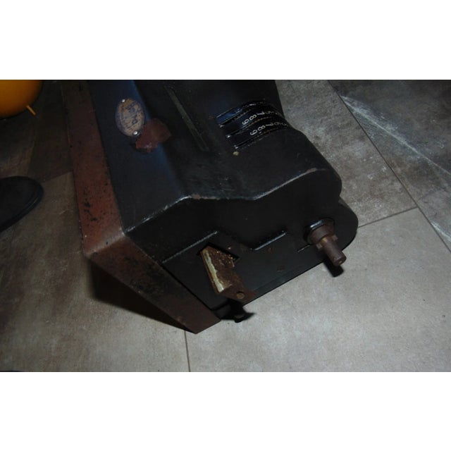 Industrial Antique Cash Register from Bafra For Sale - Image 3 of 9