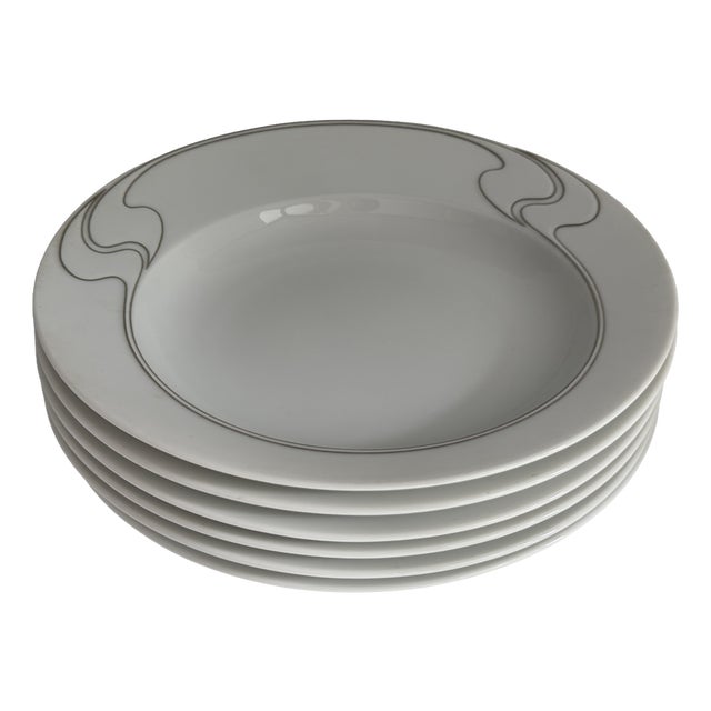 White Asimmetria Soup Plates with Gilt Rims by Björn Wiinblad for Rosenthal Studio Linie, 1980s, Set of 6 For Sale