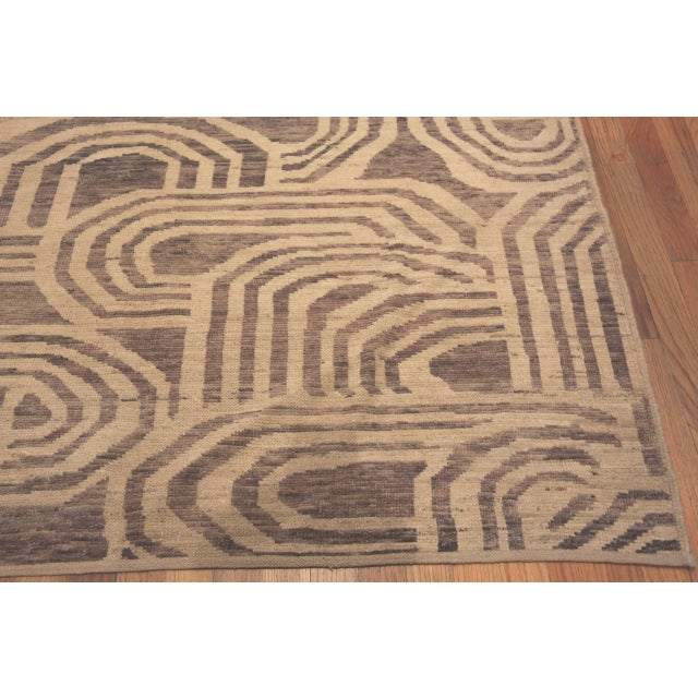 Beautiful Contemporary Beige and Brown Textured Area Rug, Country of Origin: Central Asia, Circa date: Modern Rugs – This...