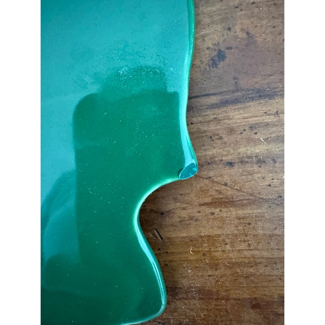 Set of 8 Italian Majolica Foglia Leaf 13” Plates/Chargers For Sale In Savannah - Image 6 of 6