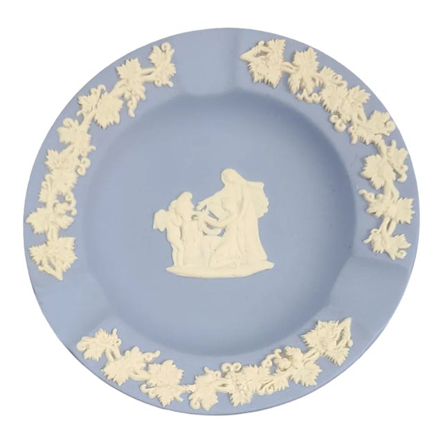 Vintage Wedgewood Blue Jasperware Ashtray Neoclassical Figural Scene For Sale