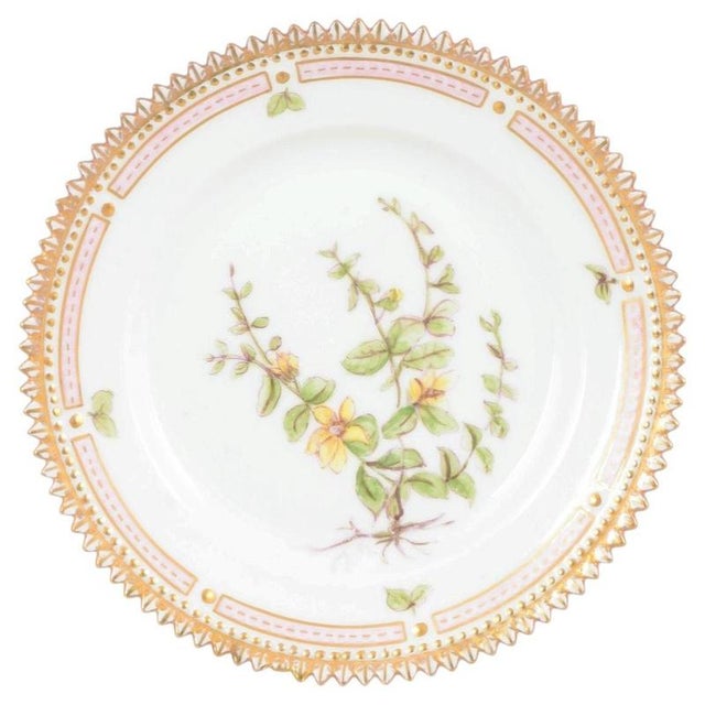 1920s Flora Danica Porcelain Side Plate from Royal Copenhagen, 1920s For Sale - Image 5 of 5