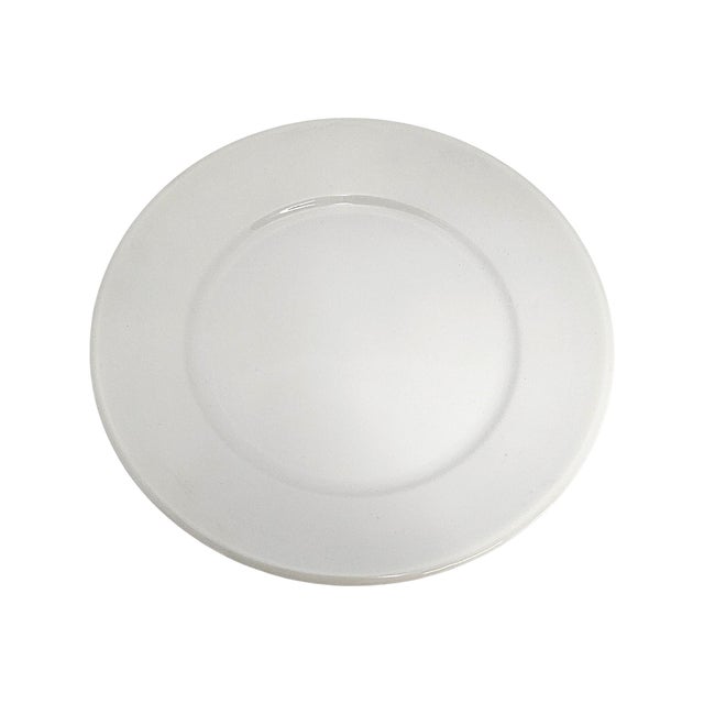 Late 20th Century 1980s Apilco France Classic Whiteware Rimmed Luncheon Plates, Set of 4 For Sale - Image 5 of 11