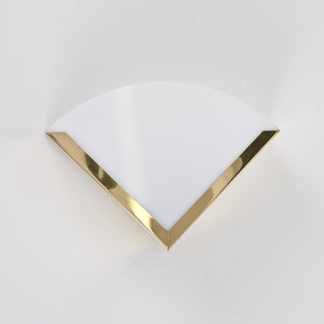 Metal Italian Triangular Sconce in Brass and White Acrylic Glass, 1970s For Sale - Image 7 of 18