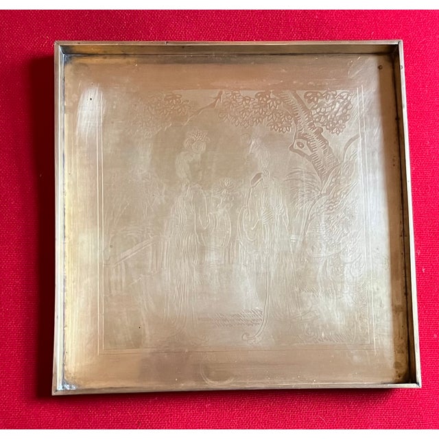 Antique Early 20th Century Japanese Meiji Period Square Brass Tray With Etched Court Scene For Sale In New York - Image 6 of 17