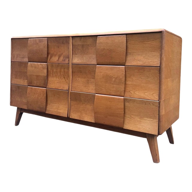 1950s Vintage Solid Maple Mid Century Modern Heywood Wakefield 6 Drawer Dresser For Sale