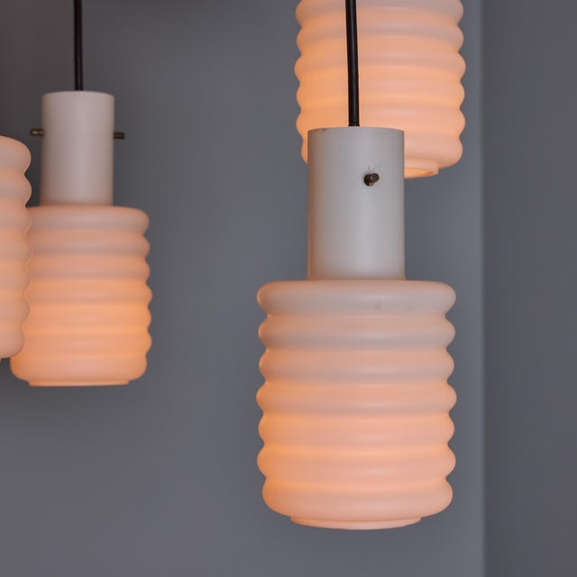 1950s Italian 8-Glass Cascading Chandelier Attributed to Arredoluce For Sale - Image 13 of 17