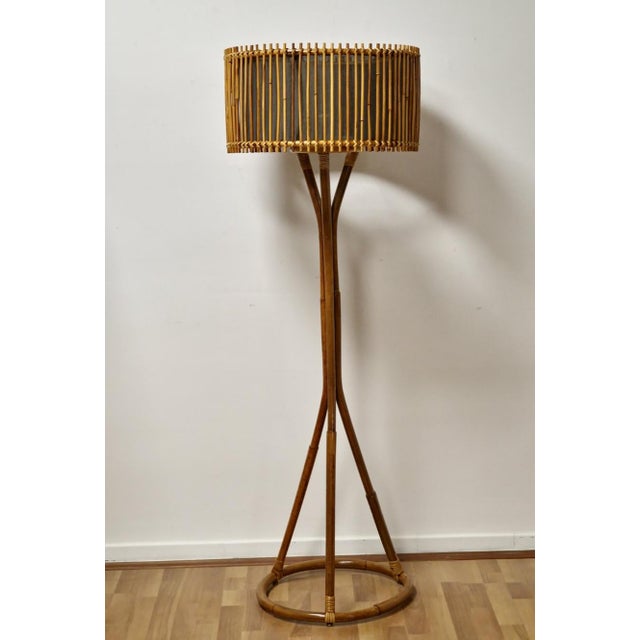 Mid-Century Modern Mid-Century Modern Italian Bamboo and Rattan Floor Lamp, 1960s For Sale - Image 3 of 11