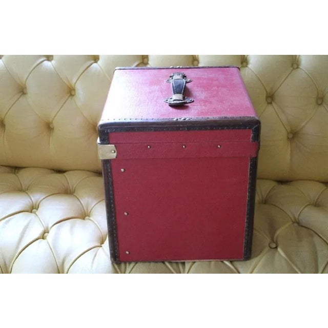 Cube Shape Red Canvas Trunk, 1930s For Sale - Image 9 of 15