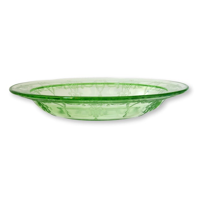 Art Deco Early 20th Century Cameo Green Depression Uranium Glass Bowls, Set of 3 For Sale - Image 3 of 4