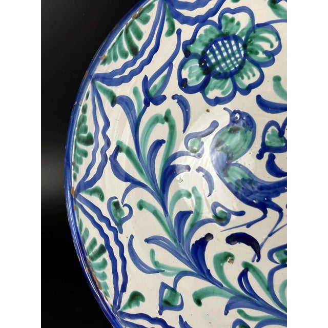 Large Fajalauza Granada Lebrillo Bowl in Hand-Painted Andalusian Faience with Blue and Green Decoration For Sale - Image 5 of 8