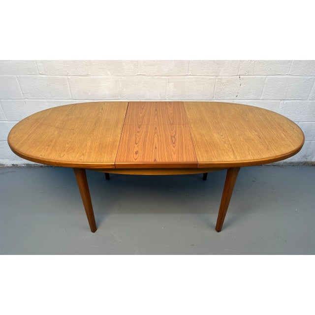 Mid 20th Century Mid-Century Modern Danish Teak Pop-Up Leaf Dining Table For Sale - Image 9 of 13