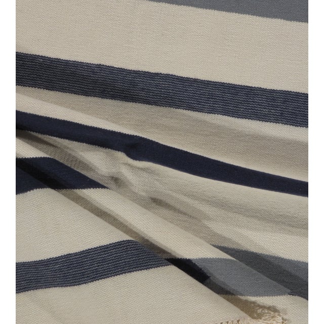 Modern Handwoven Ivory Kilim 4'1 X 6'2 For Sale - Image 4 of 9