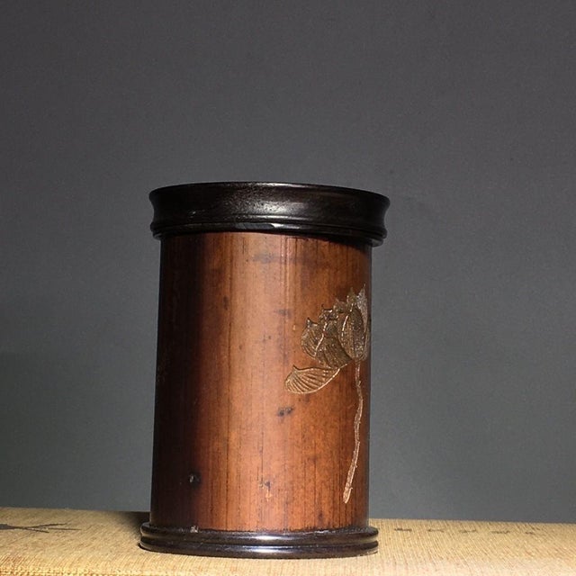 This is a charming and refined vintage Chinese tea canister (tea caddy), crafted from a single section of aged bamboo...