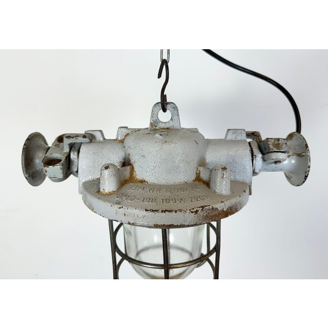 Industrial Industrial Grey Explosion Proof Lamp, 1980s For Sale - Image 3 of 18