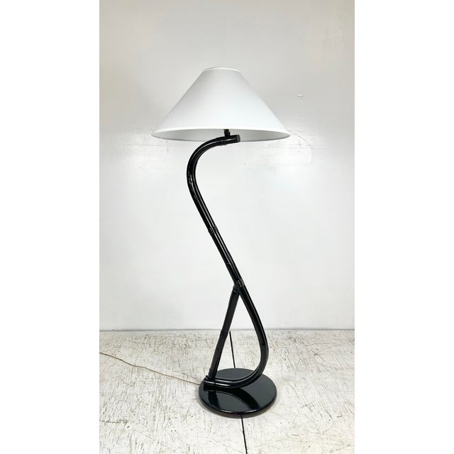 Mid-Century Modern Mid Century S Curved Rattan Floor Lamp For Sale - Image 3 of 11