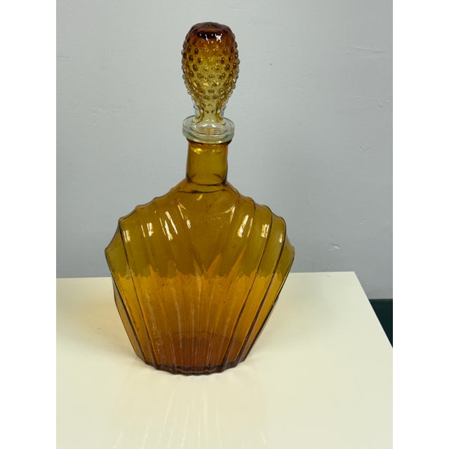 Glass Diamond Star Amber Pressed Glass Fan Form Decanter + Hobnail Stopper, Vintage For Sale - Image 7 of 12