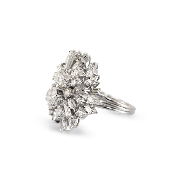 Vintage 18k White Gold 2.30ctw Diamond Bombe Starburst Cluster Cocktail Ring, Size 5 For Sale - Image 4 of 9