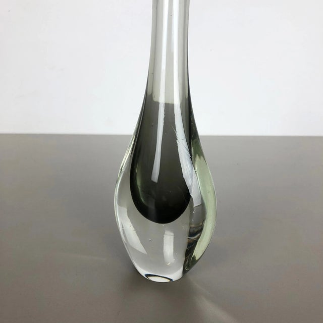 Italian Grey Murano Glass Sommerso Single-Stem Vase from Flavio Poli, 1960s For Sale - Image 9 of 17