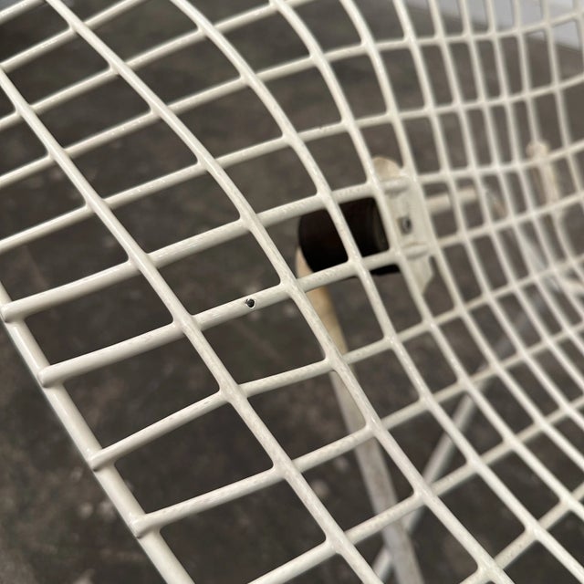 White Mid Century Modern Wide Large Diamond Bertoia Chair For Sale - Image 8 of 12