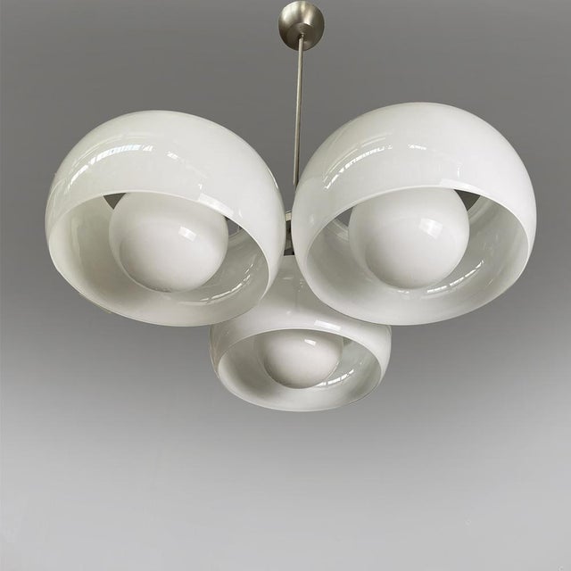 1970s Mid-Century Modern Italian Pendant Light by Vico Magistretti for Artemide, 1970s For Sale - Image 5 of 15