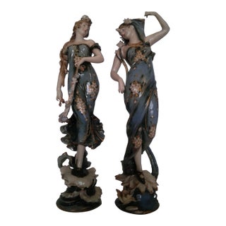 Pair of Turn Teplitz Bohemia Porcelain Figurines, Ca 1900 For Sale