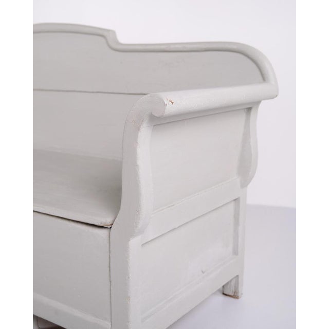 Antique Grey Storage Bench in Pine Wood, 1890s For Sale - Image 5 of 11