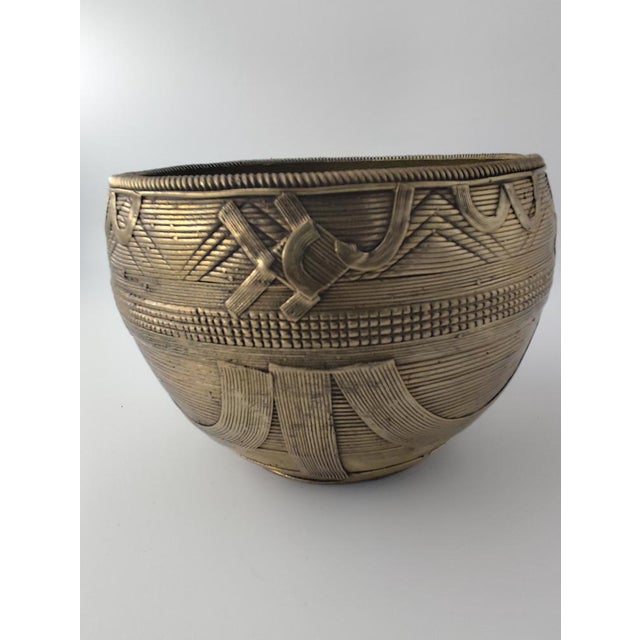 African Art Benin Bronze Bowl Ashanti Bowl with Detailed Decorations, 1890s For Sale - Image 6 of 9