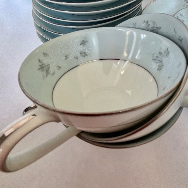 Blue 1960s Noritake Porcelain Dinnerware Service for 20 - 155 Pieces For Sale - Image 8 of 12