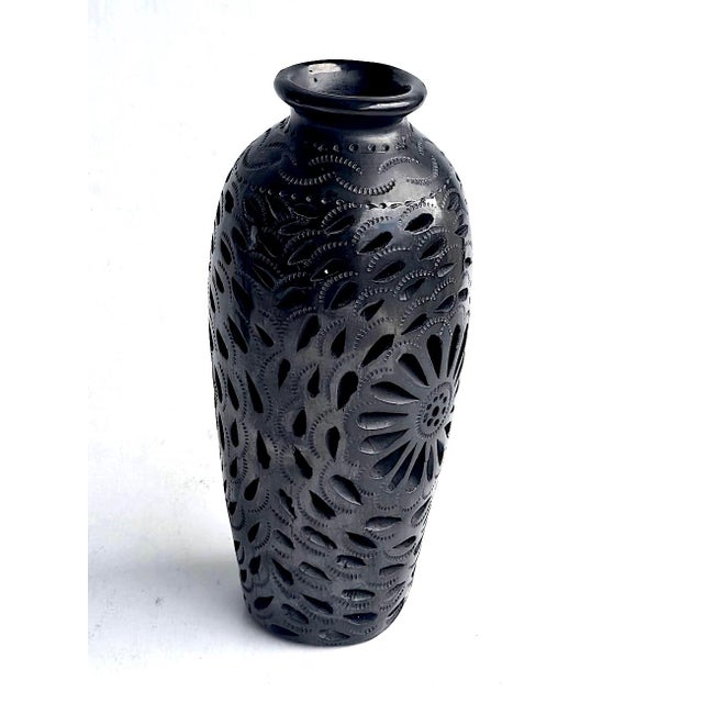 Vintage Hand Carved Oaxacan Barro Negro Vase With Pierced Lace Motif For Sale - Image 10 of 12