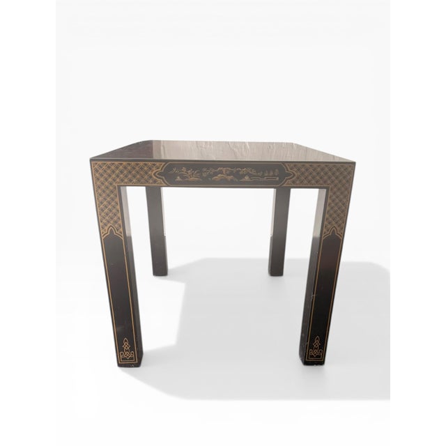 Drexel Heritage 1980s Drexel Heritage Chinoiserie Parsons Side Tables, Pair – Lacquered With Gilt Asian Motif Inlay For Sale - Image 4 of 14