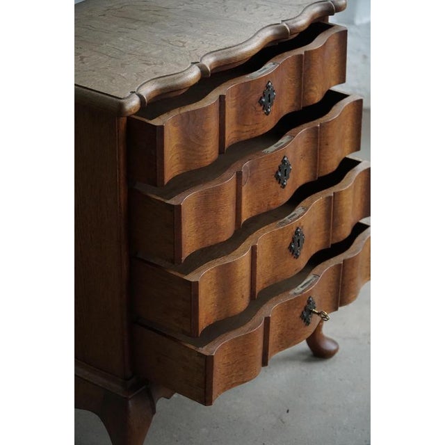 1920s Baroque-Style Chest of Drawers in Oak, 1920s For Sale - Image 5 of 18