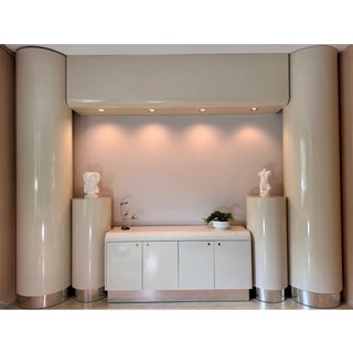 Rare 1980s Postmodern Hollywood Regency Cream Lacquer Executive Office Wall Unit – 6-Piece Set For Sale