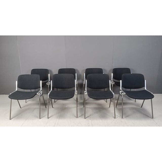 Castelli Vintage DSC 106 Side Chairs by Giancarlo Piretti for Castelli, 1970s, Set of 8 For Sale - Image 4 of 11
