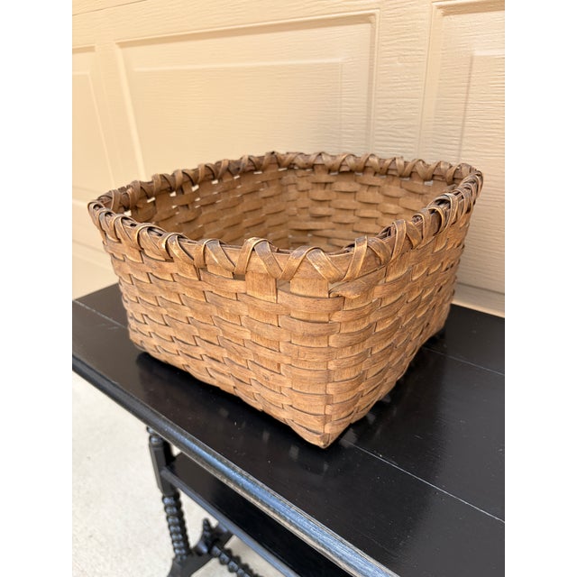 French Country Antique American Splint Oak Square Basket, Late 19th Century For Sale - Image 3 of 12