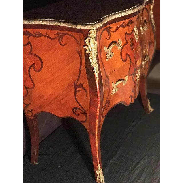 Mid 18th Century French Louis XV Commode, 1750 For Sale - Image 5 of 7