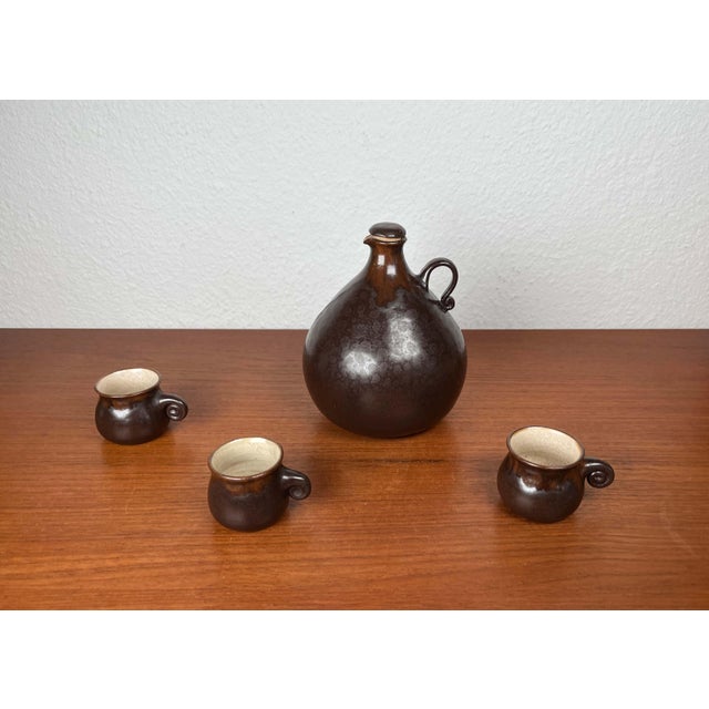 Mid-Century Modern German Studio Pottery Jug with Mugs by Melitta Teubner, 1960s, Set of 4 For Sale - Image 13 of 18