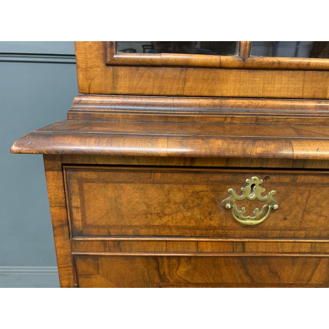 Burr Walnut Bookcase from Waring & Gillow, 1910 For Sale - Image 3 of 18