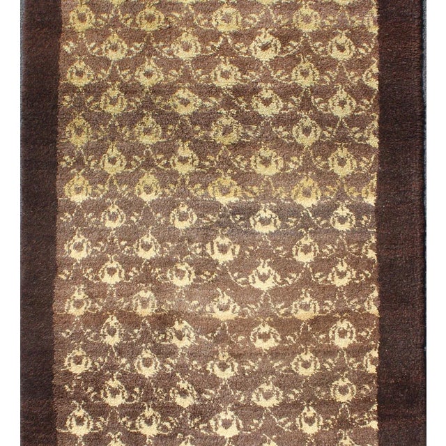 Vintage Turkish Tulu Rug With Repeating Ivory Motifs on Faded Chocolate Brown 3′2″ × 6′3″ For Sale - Image 4 of 11