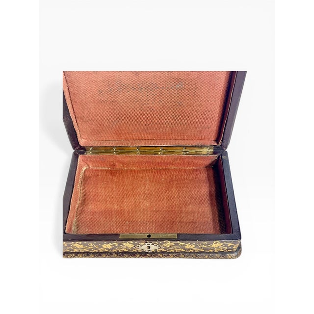 Animal Skin 19th Century French Napoleon III Hand-Tooled Gilt Leather Box For Sale - Image 7 of 16