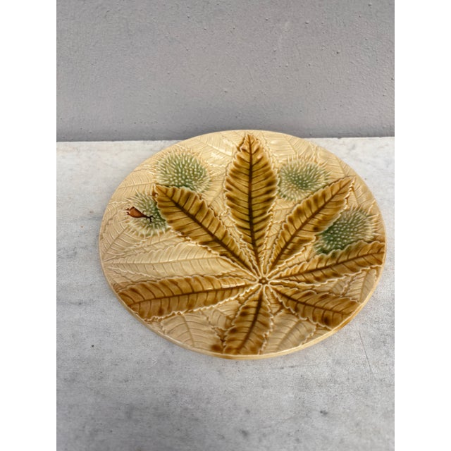 Majolica chestnut leaves plate Salins, circa 1880.