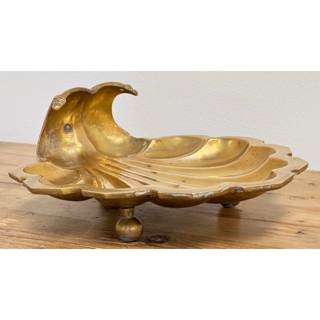 Mid 20th Century Oversized Vintage Brass Shell Motif Dish on Ball Feet For Sale - Image 5 of 11