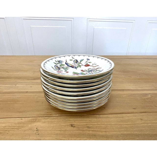 1960s John Aynsley “Pembroke” Pattern Fine English Bone China: Teacups, Saucers and Dessert Plates - Set of 30 For Sale In New York - Image 6 of 13